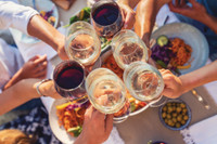 Sommerliche Weine mit großer Tradition Sommerliche Weine mit großer Tradition
