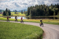 Bildunterschrift: Frühlingserwachen in den Bergen Foto: Christian Greither/Tourismusgemeinschaft Südliches Allgäu GbR/akz-o