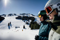 Bildunterschrift: Weitläufige Pisten und moderne Beschneiung garantieren verlässlichen Wintersport für jede Generation. Foto: Moritz Attenberger/akz-o