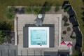 Bildunterschrift: Entspannung zum Quadrat Foto: Bergmann Schwimmbadbau/akz-o