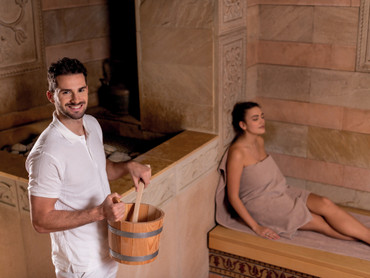 Wellness- und Bäderbranche bietet attraktive Karrierechancen Wellness- und Bäderbranche bietet attraktive Karrierechancen