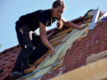 Anderen aufs Dach steigen: Ausbildung im Klimahandwerk