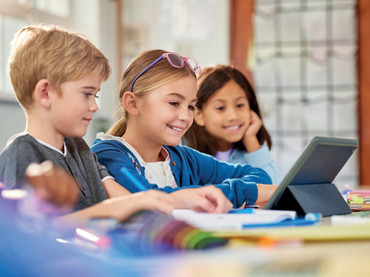 Vielfalt als Stärke: Wie man digitale Tools in der Schule bestmöglich einsetzt