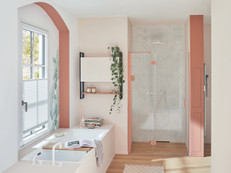 Nach außen öffnende Schwingtür der Serie LIGA. Foto: Kermi Duschdesign GmbH/akz-o