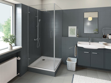 Neue Farbe für Wand und Boden: Fliesen lackieren statt austauschen