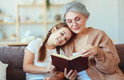 Bildunterschrift: Mit dem Nachlass Kindern eine Zukunft schenken Foto: JenkoAtaman/stock.adobe.com/SOS-Kinderdörfer weltweit/akz-o
