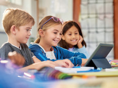 Digitale Lernlösungen können helfen, Vielfalt im Klassenzimmer zu meistern. Foto: Rido/shuttertsock.com/sofatutor/akz-o