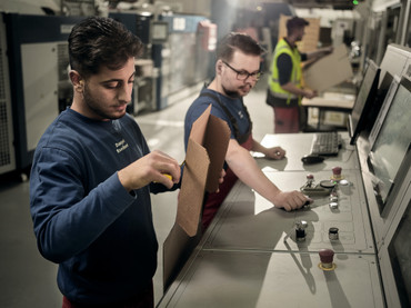 Sicher in die Zukunft: Ausbildung in der Wellpappenindustrie