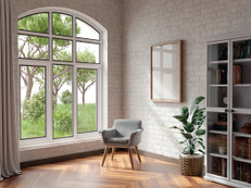 Das Sonnenschutzglas Fineo Solar Control hilft dabei, Innenräume auch an warmen Tagen angenehm zu temperieren. Foto: FINEO/akz-o