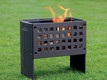 Bildunterschrift: FEUERBOX – Grill und Feuervergnügen in einem. Foto: Leda Werk/akz-o