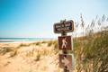 Bildunterschrift: Wandern im Back Bay National Wildlife Refuge Foto: Virginia Beach Convention & Visitors Bureau/akz-o