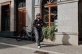 Bildunterschrift: Moderne eBikes sind vernetzt und bieten über die Bosch eBike Flow App viele smarte Funktionen – darunter einen digitalen Diebstahlschutz für mehr Sicherheit. Foto: Bosch eBike Systems/akz-o
