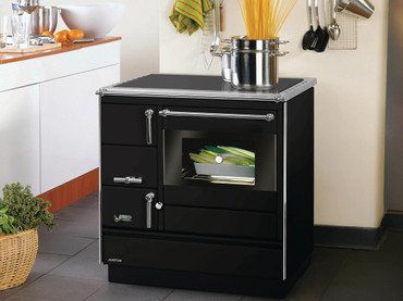 Vom Bauernhaus bis Altbauküche: Der Holzherd ist zurück