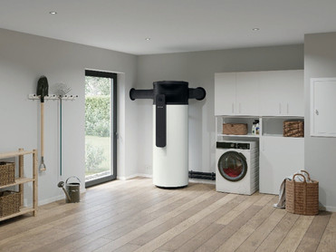 Die Brauchwasser-Wärmepumpen-Serie WWK-I von Stiebel Eltron wurde jetzt um die Premium-Variante mit Kanalanschluss ergänzt. Foto: Stiebel Eltron/akz-o