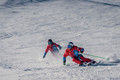 Bildunterschrift: Fortgeschrittene Skifahrer ziehen ihre sportlichen Kurven schwungvoll in die bestens präparierten Hänge. Foto: Top On Snow Sudelfeld/akz-o
