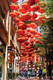 Bildunterschrift: An Chinese New Year wird die gesamte Stadt geschmückt, besonders schön in der Lee Tung Avenue. Foto: Hong Kong Tourism Board/akz-o