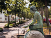 Bildunterschrift: Brunnenallee mit Brunnennymphe Foto: Staatsbad Bad Wildungen/akz-o
