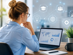Digitale Kompetenzen gewinnen in vielen Berufsfeldern zunehmend an Bedeutung. Foto: KI-generiert/IST-Studieninstitut GmbH/akz-o