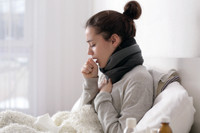Husten, Schnupfen, Heiserkeit: Das hilft gegen akute Bronchitis