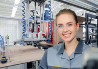 Hightech-Beruf mit Perspektive: Packmitteltechnologe in der Wellpappenindustrie