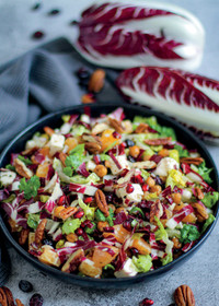Passend zur Jahreszeit: Erfrischender Radicchio-Salat