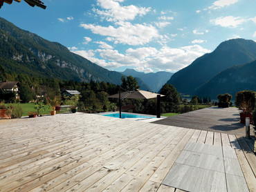 Langlebiger Hingucker: Unsichtbare Befestigungslösungen für die Terrasse